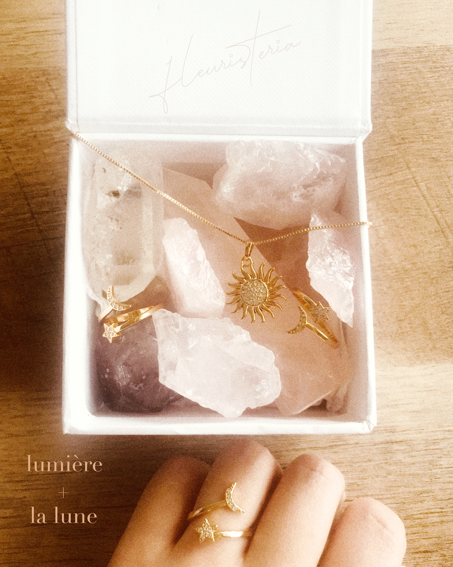 the lumière necklace