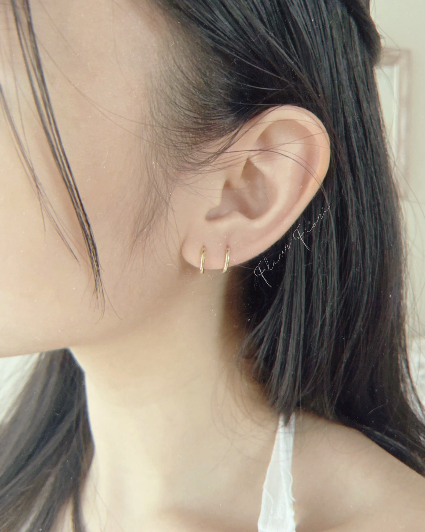18K textured · tiny hoops