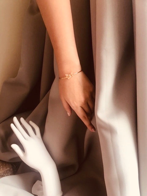 the papillon adjustable bangle