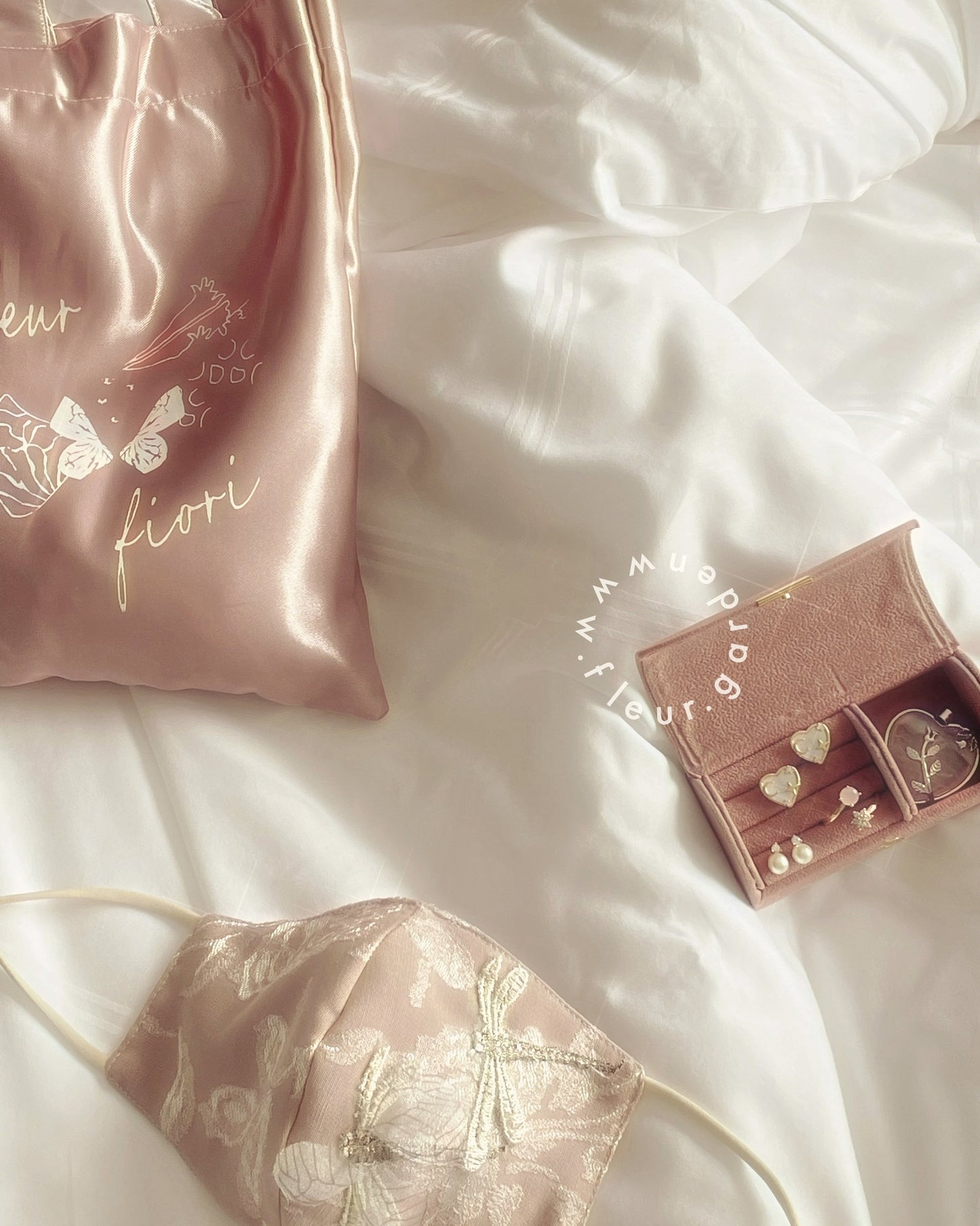 14K fiori studs · tiny