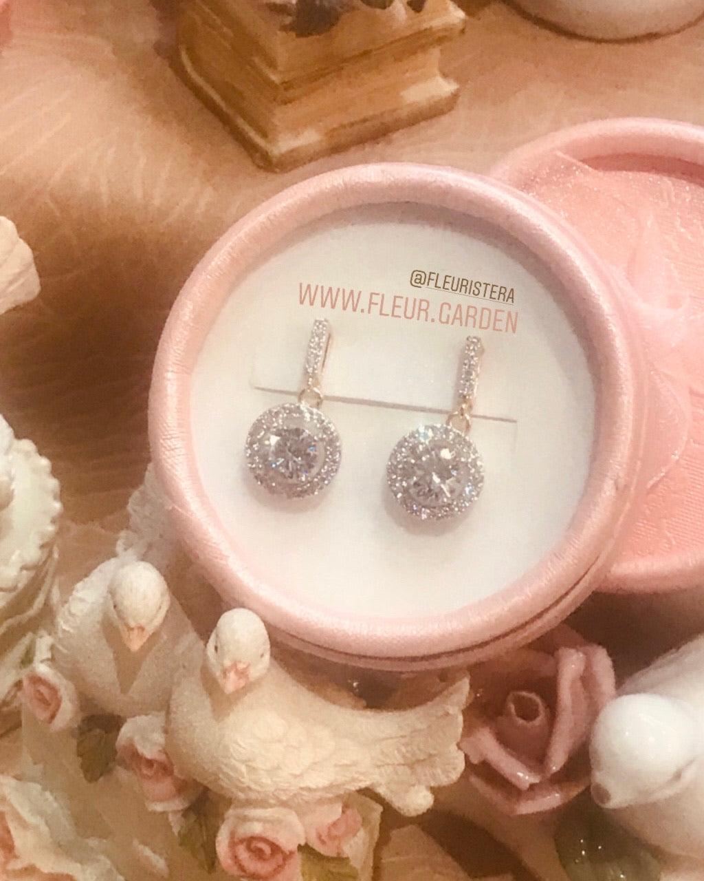 illusion-cut dangles