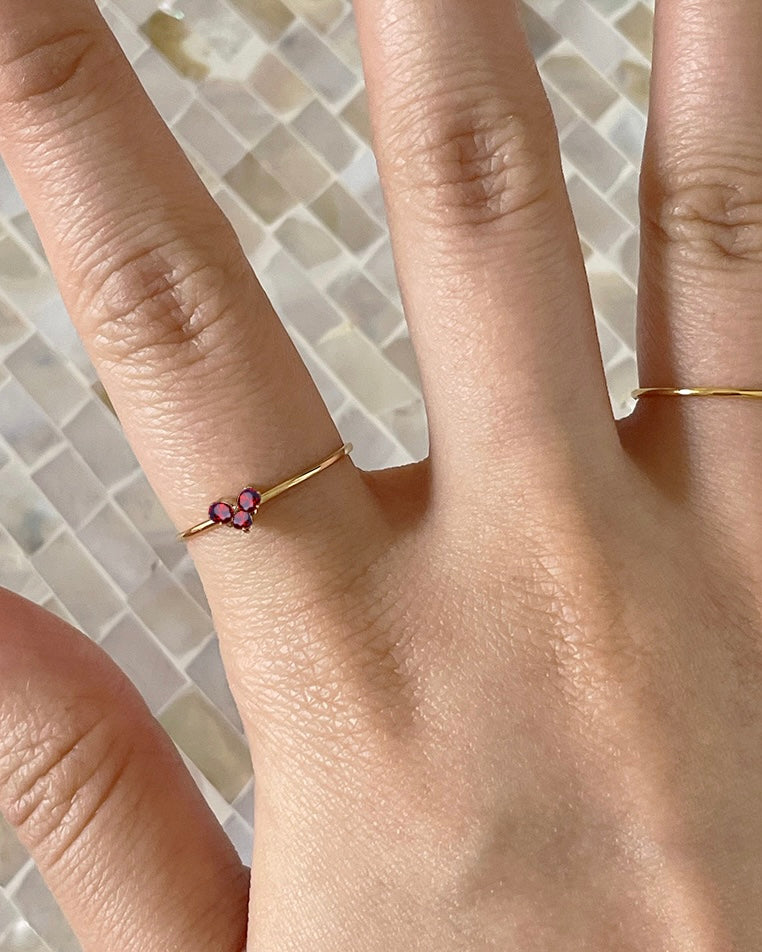 14K · 18K tiny cœur ring · diamonds