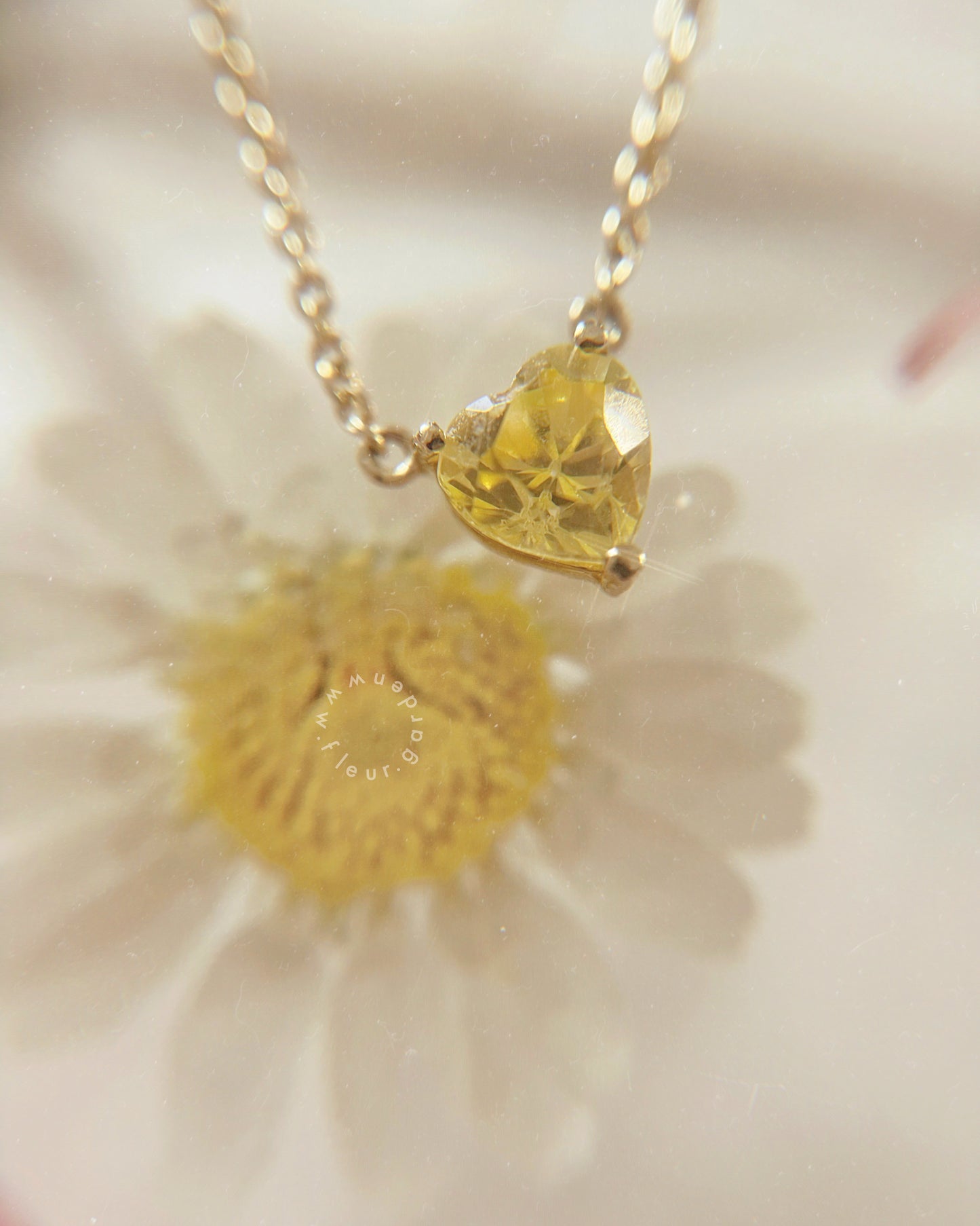 14K honeysuckle choker · adjustable