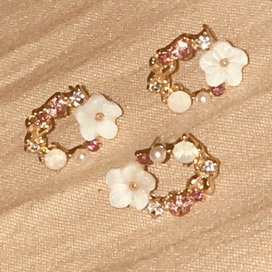 the honeysuckle earrings