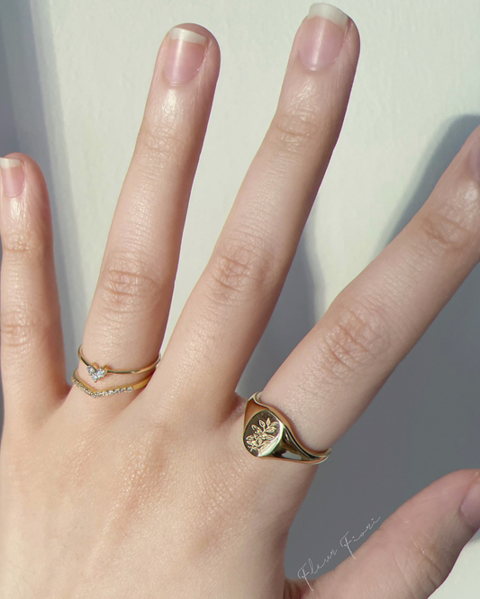 flora and fauna signet ring
