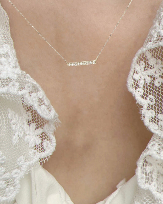 18K ligne diamond necklace