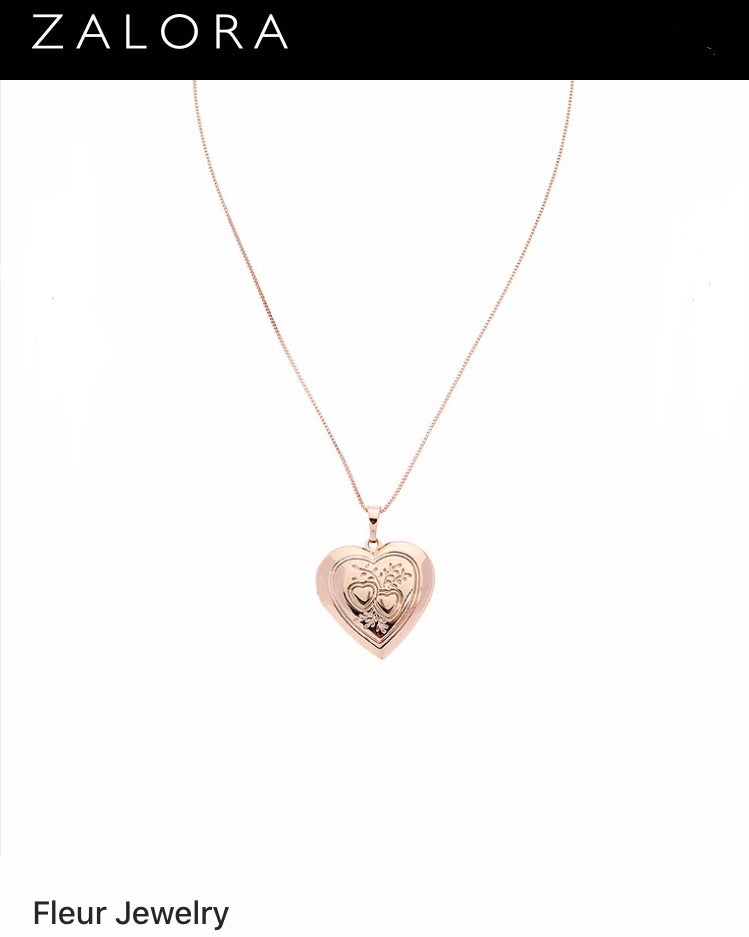 cœur heart locket necklace