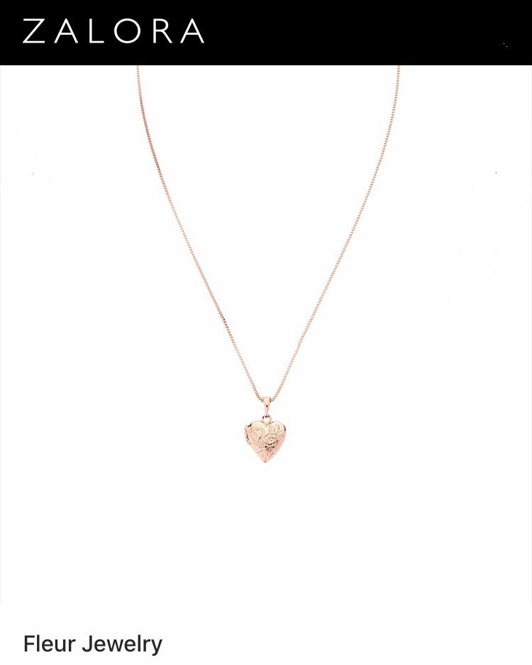 cœur heart locket necklace