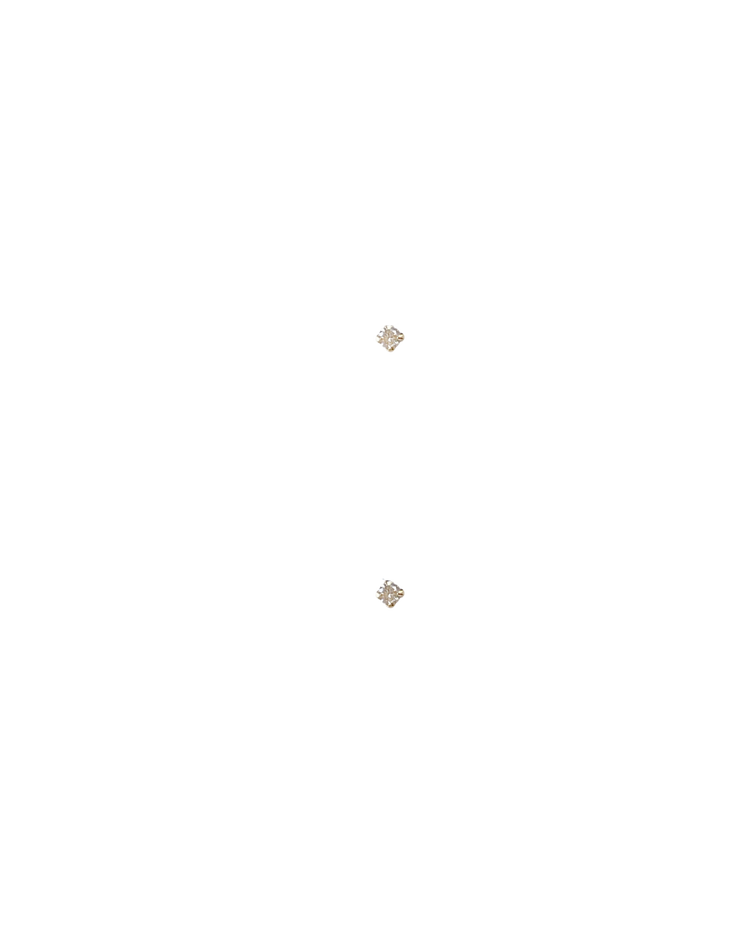 18K une diamond studs · tiny