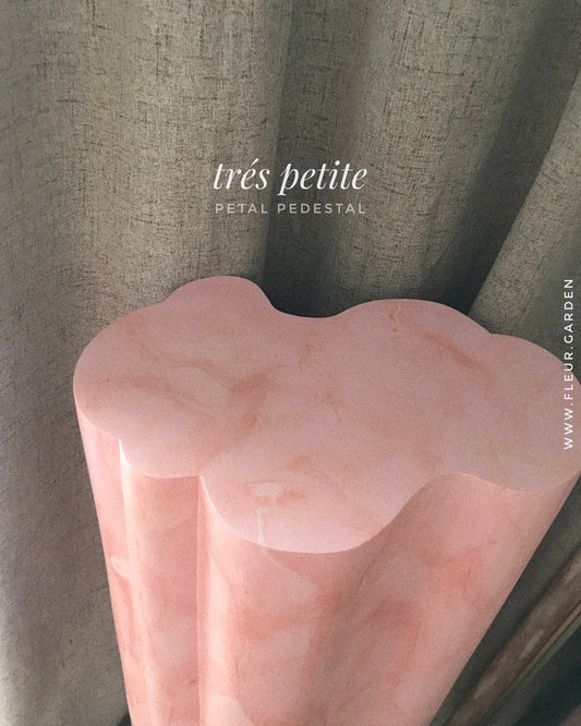 petal pedestal · handpainted N°1