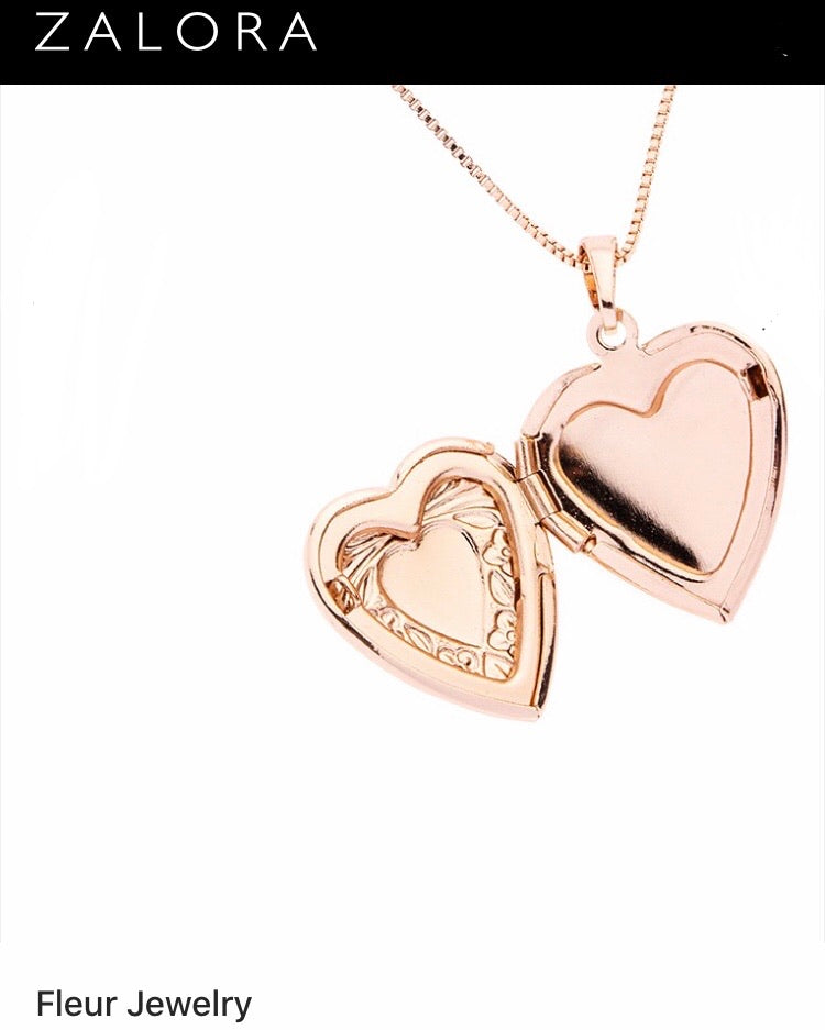 cœur heart locket necklace